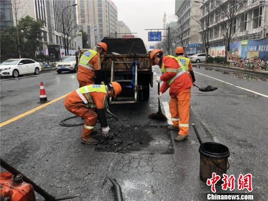 长三角陷入罕见持续阴雨 “烘干神器”畅销走红