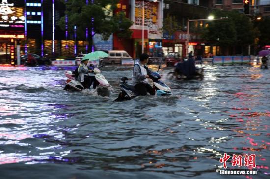 贵州广西等多地有强降雨 华北黄淮等地将有高温天气