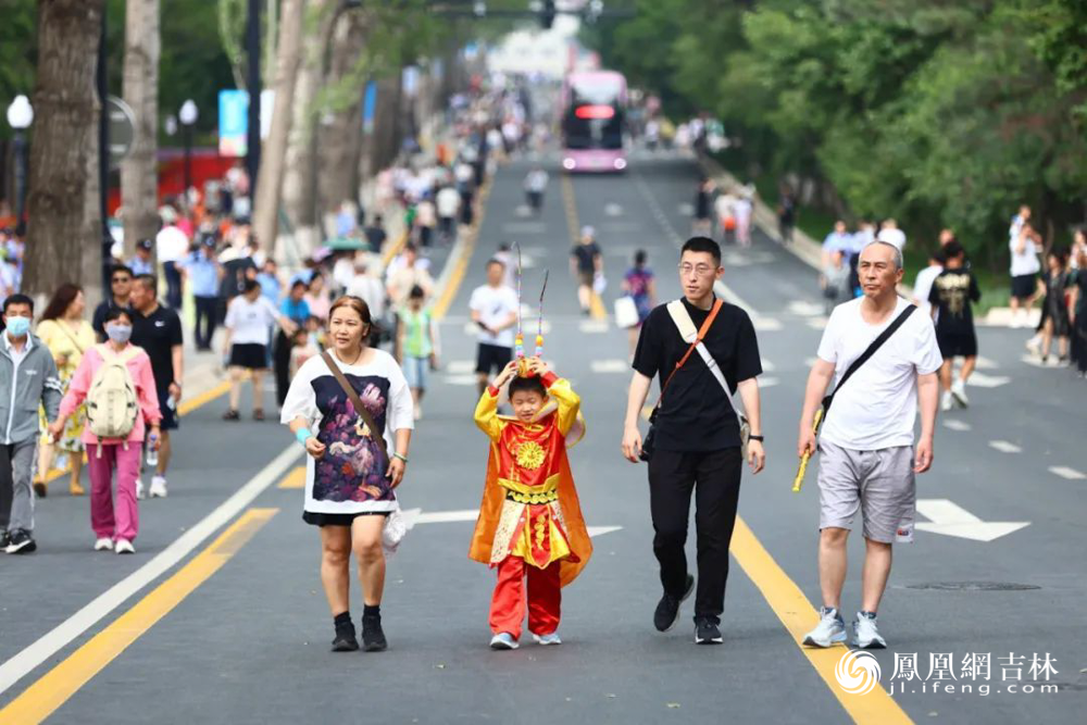 活力长春新民大街，正式出道