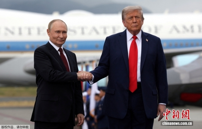 俄总统代表：“普特会”没取消 可能“晚点儿见”